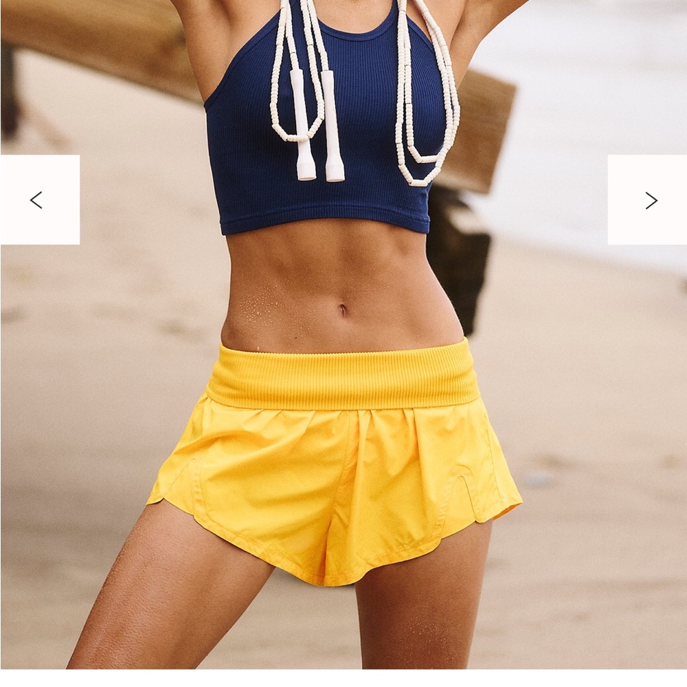 Free people movement Carpe Diem shorts ( solar power) - Picture 3 of 7